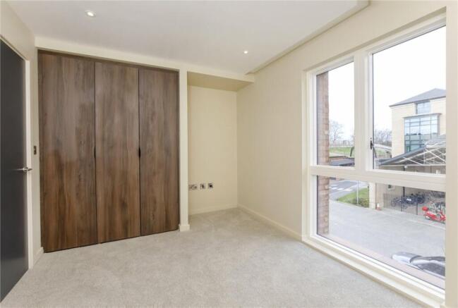 2 bed Apartment to rent Image 7
