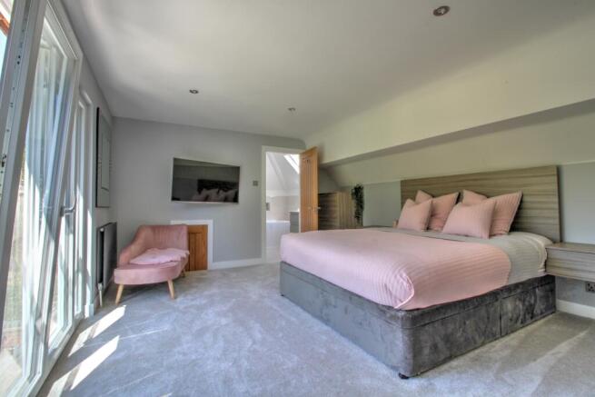 Main Bedroom
