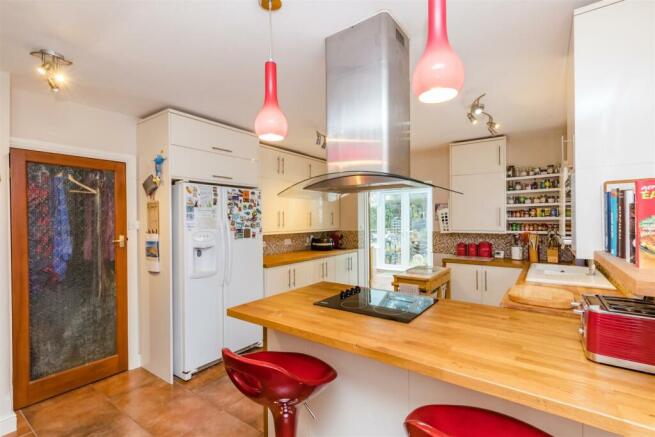 Kitchen/Dining Room