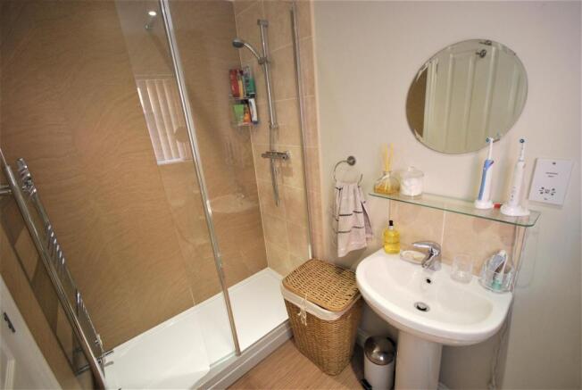 EN-SUITE: