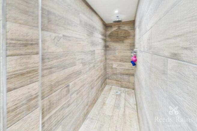 2 bed Semi-Detached for sale Image 10