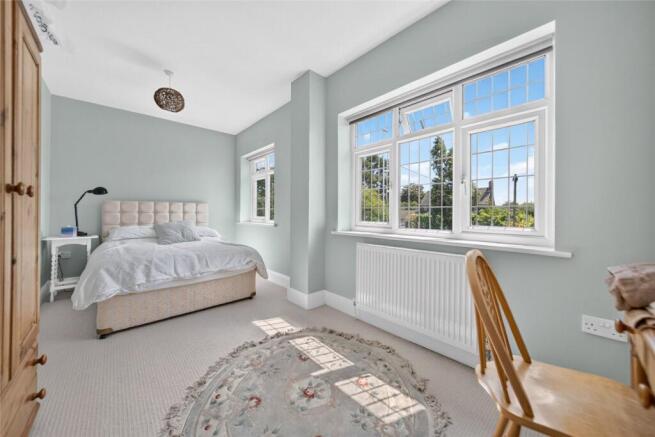 8 bed Detached for sale Image 12