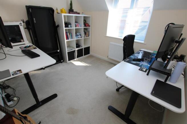 Bedroom 2.JPG