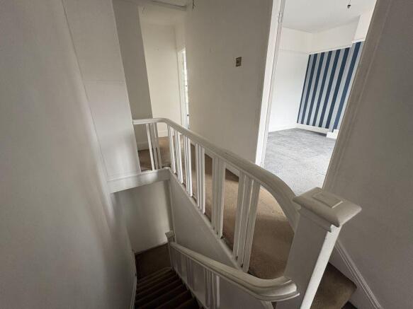 3 bed Terraced for sale Image 10