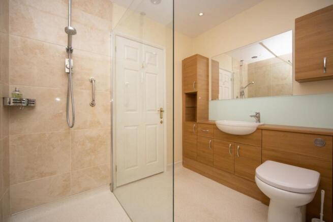 Linwal-Avenue-Leicester-bungalow-HI-RES_IMG_0232.j