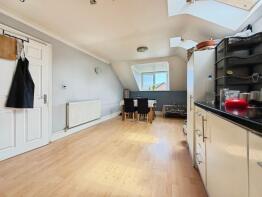Flat 6, 71, Lampton Road, Hounslow TW3 4DH