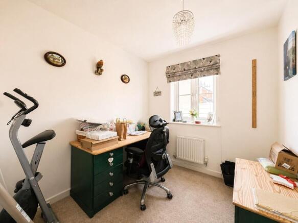 70 Chamberlyne Cresent, bedroom 4.jpg