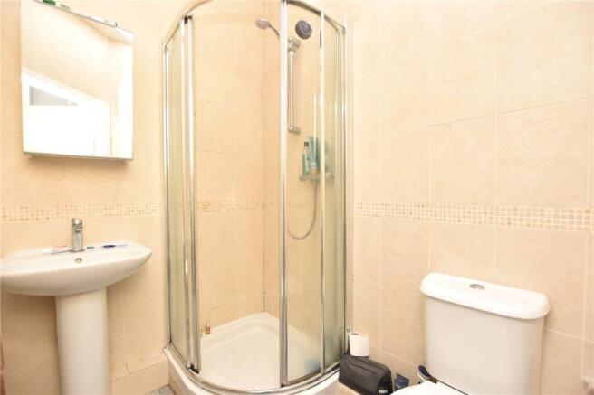 2 bed Apartment for sale Image 6