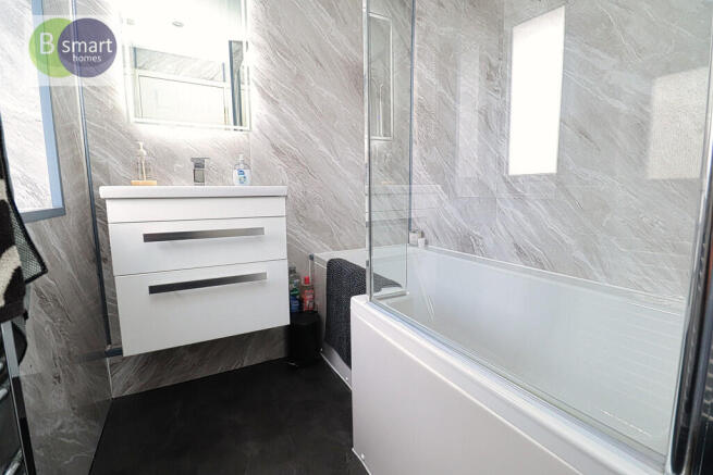 3 bed Semi-Detached for sale Image 11