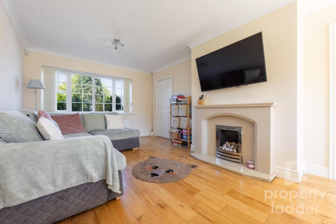 Lilac Close, Horsford, NR10 photo 4