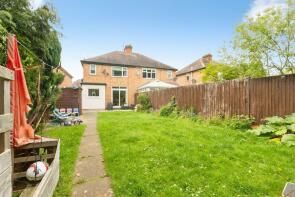 29, Oakleigh Avenue, Leicester LE2 9TH
