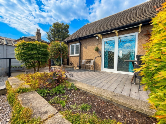 2 bed Semi-Detached Bungalow for sale Image 12