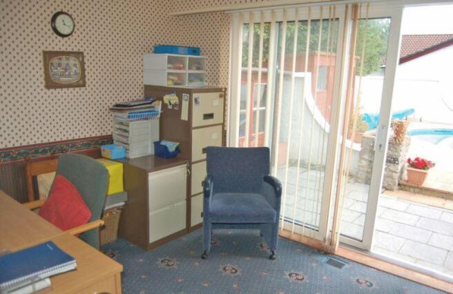 En-Suite to 2nd...