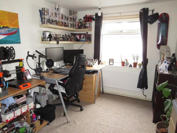 Photo 8