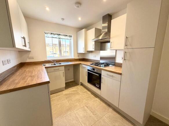 Homington Avenue, Swindon, SN3 photo 2
