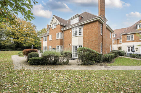 Courtney Place, Terrace Road South, Binfield, Bracknell, RG42