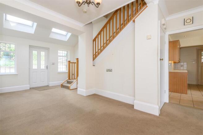 87 Bramley Lane Hipperholme, Halifax, HX3 8NS photo 4