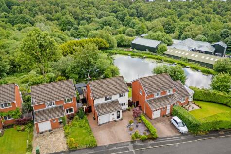 Crompton Vale, Bolton, BL2