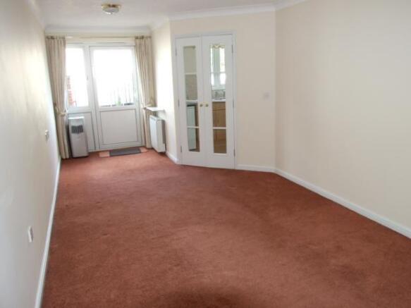 Saxon Court Lounge
