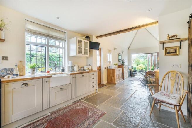 Kitchen/Dining Rm