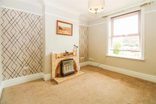 2 bed Semi-Detached for sale Image 4
