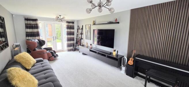 Tansy Place, Lindfield, RH16 photo 4