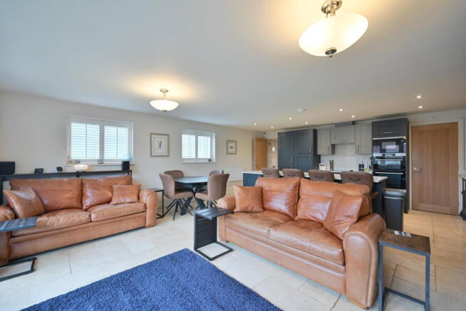 Willow Close, Ripon, HG4 2FA photo 2