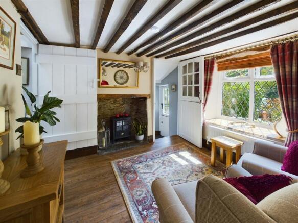 Reception room 2.jpg