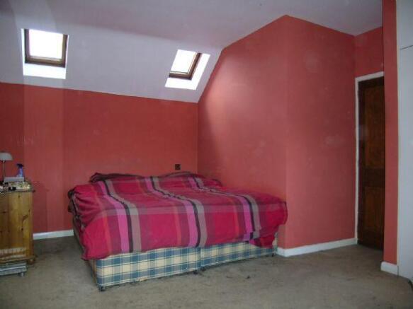 Bedroom 1 with Velox