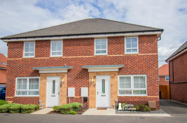 Three bedroom semi-detached house for sale