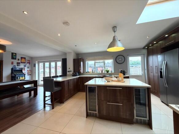 processed-ED83EBB...