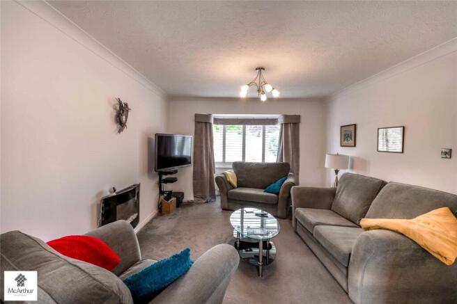 4 bed Detached for sale Image 4