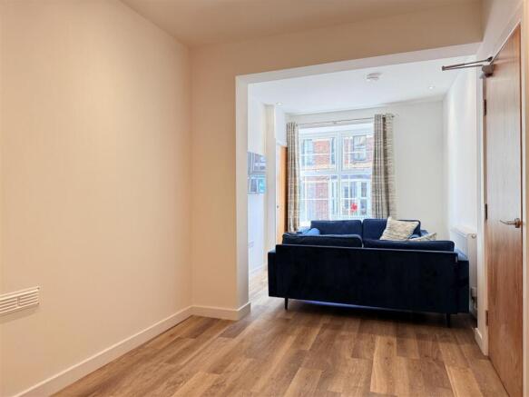 lounge area 2.jpg