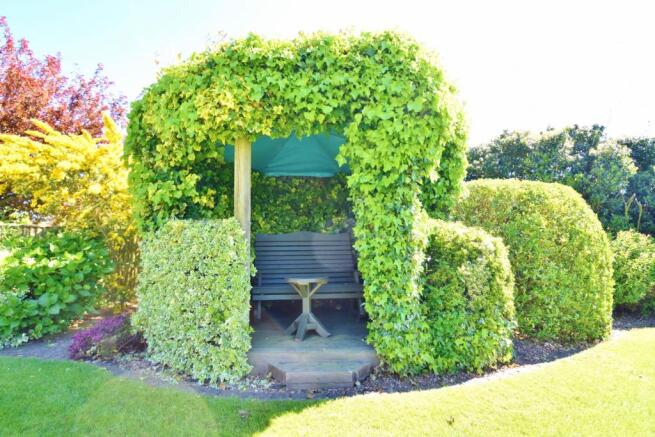 Garden Seat