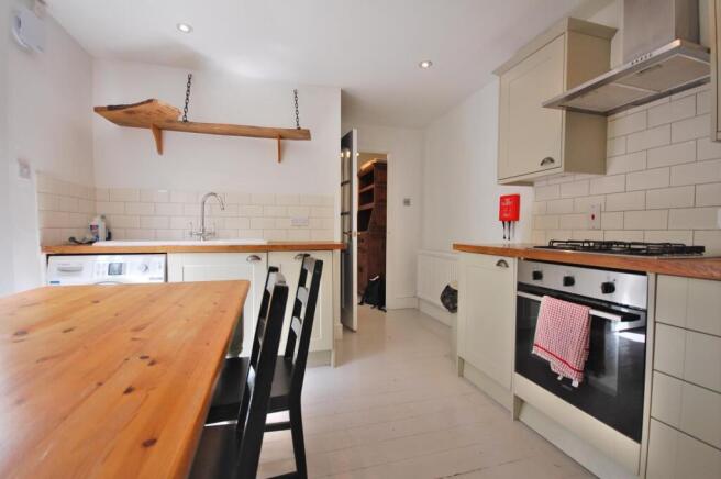 Large Double bedroom flat