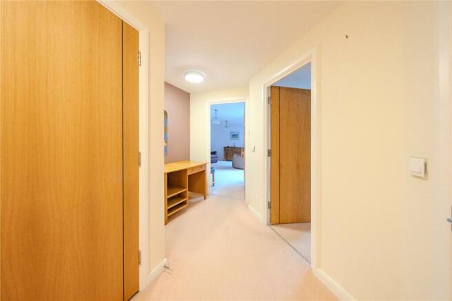 1 bed Apartment for sale Image 12