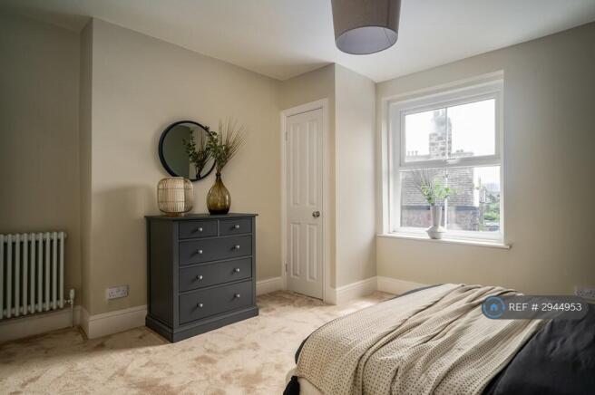 2 bed Flat to rent Image 8