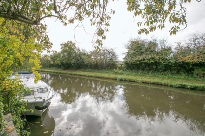 canal view