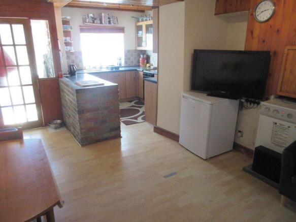 Kitchen/Living...