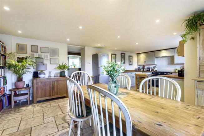 Kitchen 4