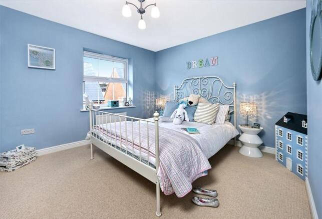 Langsdon bedroom
