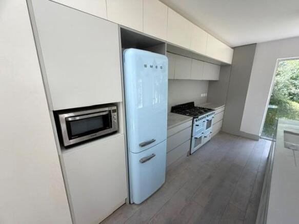 NEW KITCHEN 1.jpg