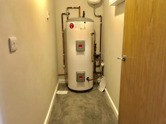 Cloakroom/wc