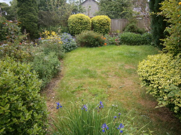 Photo 10