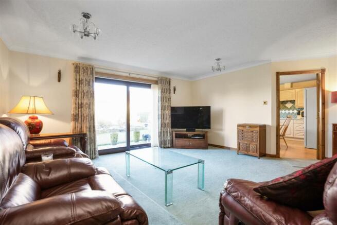 26 Greenacres Kingseat5.jpg