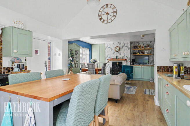 3 bed Bungalow for sale Image 10