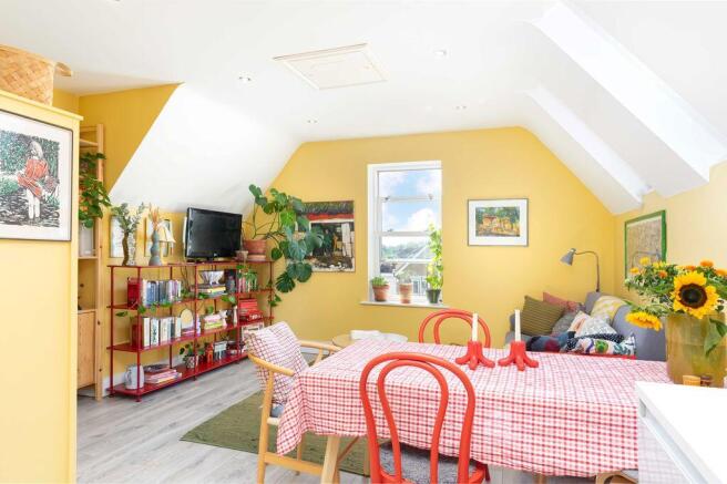 Reception/Dining Area