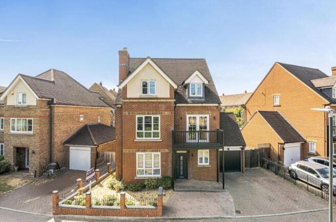 Davidson Frost-Wellings, DFW, Chandos Court, Stanm