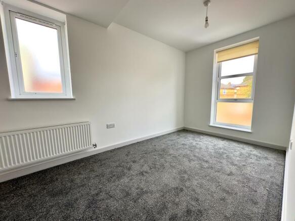 2 bed House for sale Image 8
