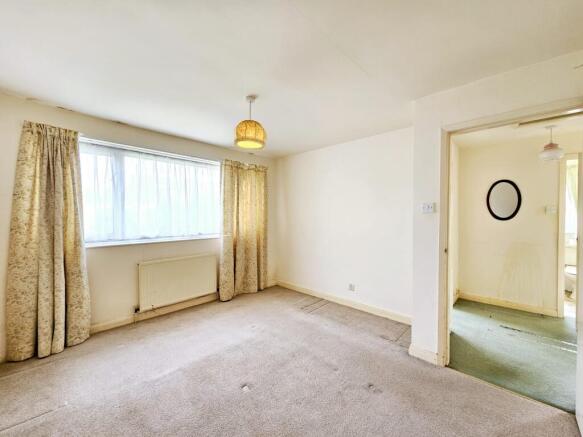 2 bed Semi-Detached Bungalow for sale Image 7